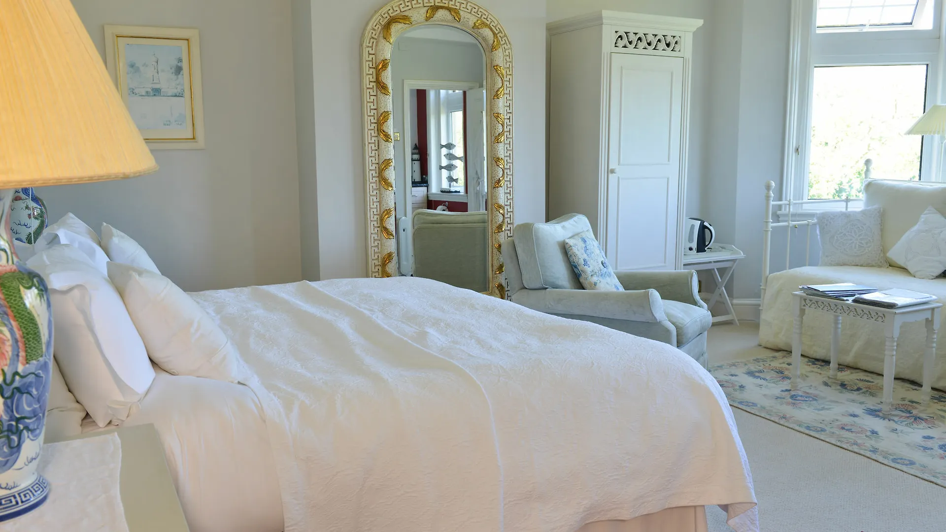 High Beeches B & B Bath Bed & Breakfast